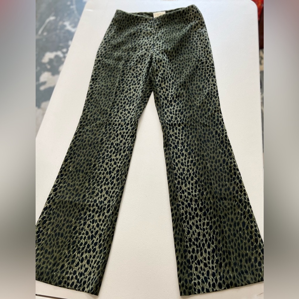 Cachè Vintage Green Flare Pants